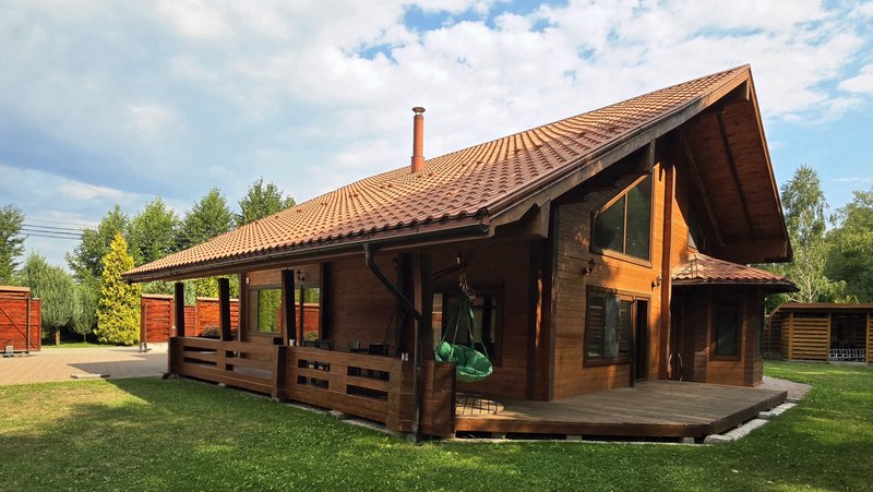 ПРОДАМ ДЕРЕВ'ЯНИЙ БУДИНОК СРУБ ЕКОДІМ  В БІЛОГОРОДЦІ