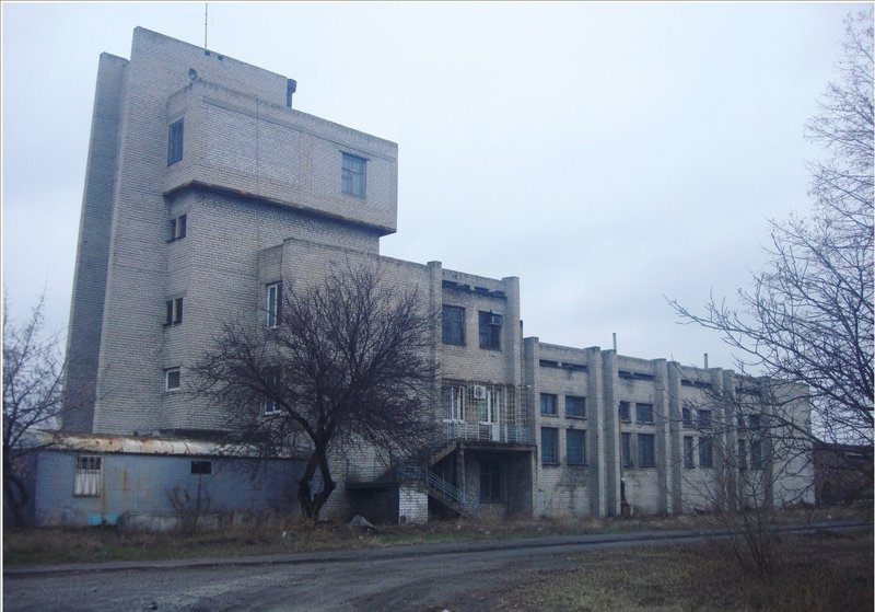 ПРОМИСЛОВО-ЛОГІСТИЧНА БАЗА, СКЛАДИ, АНГАР, ГАРАЖІ ТА ОФІС У ДНІПРОПЕТРОВСЬКІЙ ОБЛАСТІ